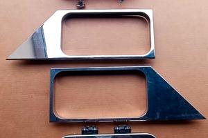 Coppia oblò rettangolari inox con cornice a punta