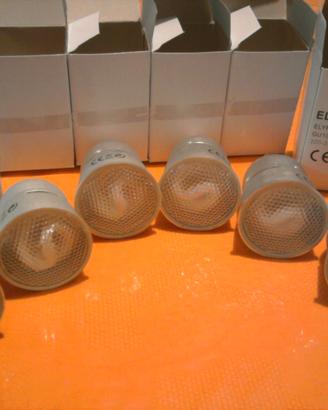 3 lampadine attacco GU10 NUOVE, MAI USATE