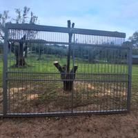 Cancello in ferro massiccio zincato  Grande forma