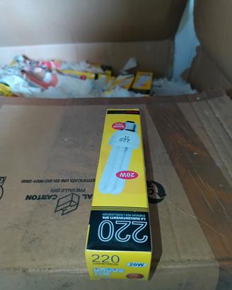 Lotto lampadine fluorescenti compatte E27 