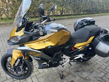 BMW F900XR