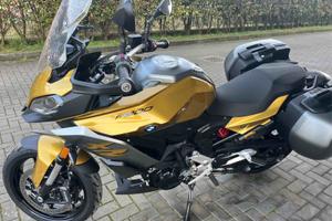 BMW F900XR