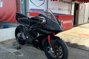 Honda CBR 1000 2006 sbk