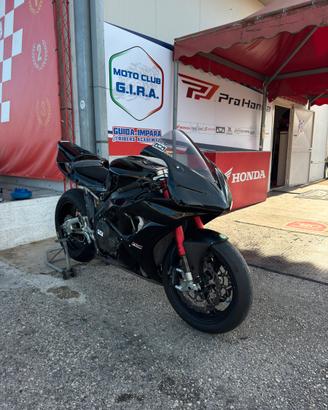 Honda CBR 1000 2006 sbk