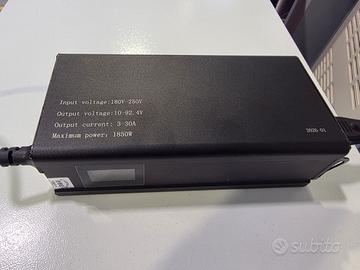 caricabatteria accumulo litio 30A