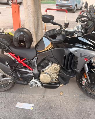 Ducati multistrada V4 s