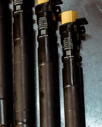 Iniettore EMBR00101D per Ford Peugeot Citroen e Fi