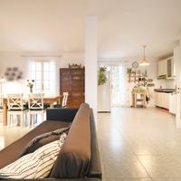 Villa a schiera con cortile