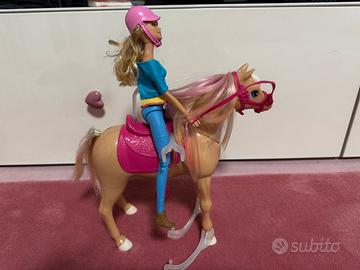 Cavallo Barbie con movimento