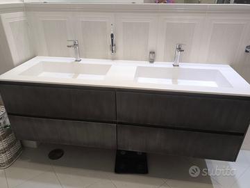 Mobile per bagno con doppio lavabo