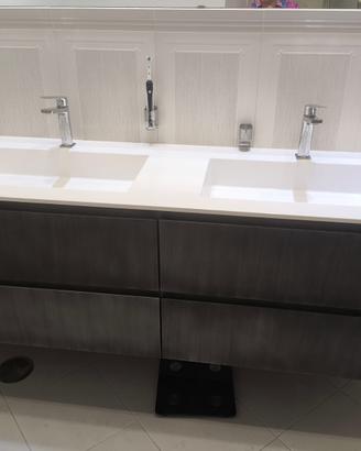 Mobile per bagno con doppio lavabo