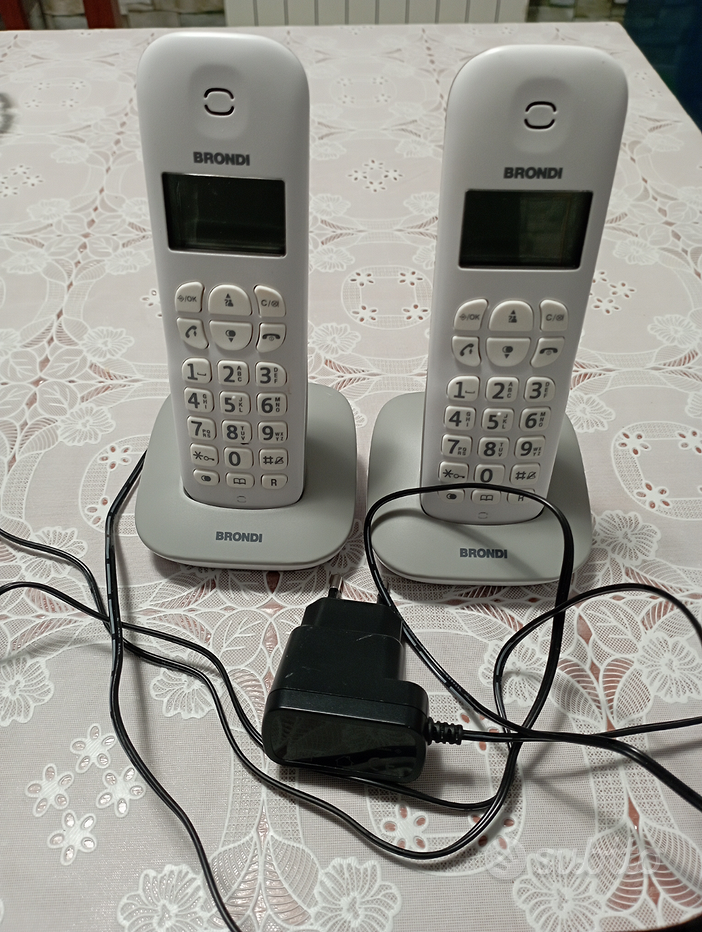 Telefono cordless doppio - Cellulari usati come nuovi 