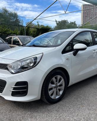 Kia Rio 1.1 CRDi 5p. Cool OK NEOPATENTATI