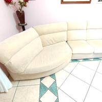 Divano angolare con penisola