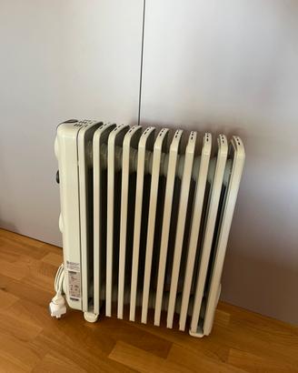 Radiatore Elettrico De Longhi 11 elementi