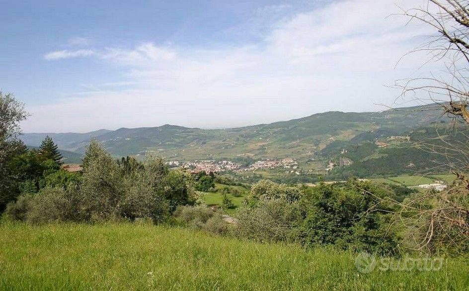 Rustico / Casale di 390 m² con più di 5 locali e b - Vista 3