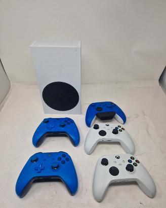 xbox One s 512Gb + 5 controller 