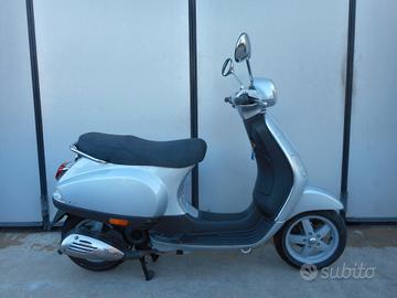 Piaggio Vespa 50 LX 4T tagliandata
