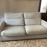 Divano “Poltrone e sofa’”.
