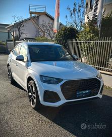 AUDI Q5 SPORTBACK S-LINE PLUS 40 TDI