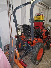 Trattorino Kubota B1161