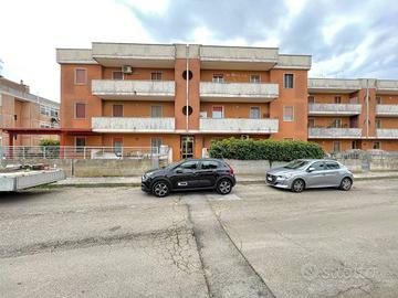 Appartamento di 152 m² con 5 locali e box auto a C
