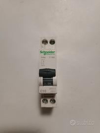 Interruttore Schneider C40a   C 10A