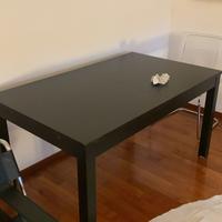 Tavolo IKEA BJURSTA nero