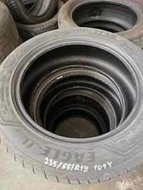 gomme 235/55/19. 255/50/19