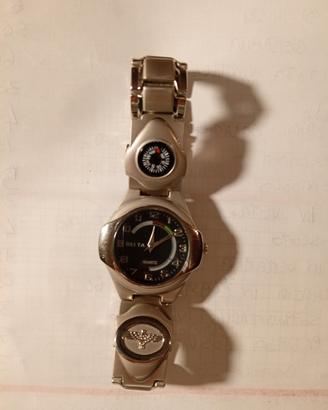 orologio con bussola 