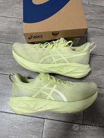 Scarpa running asics novablast 5 lite-show