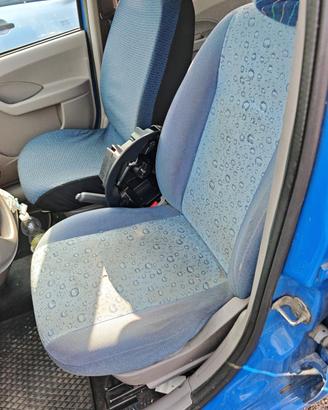 Sedile anteriore sx FIAT PANDA del 2006