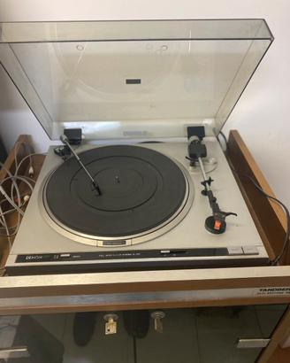 Giradischi DENON. SL 200
