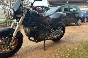 Monster 900 i.e 2000