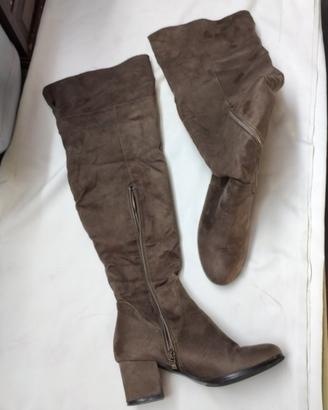 Stivali al ginocchio scamosciato nr37