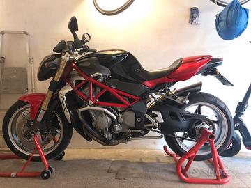 MV BRUTALE 750S F4