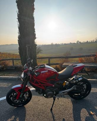 Ducati monster 696 A2