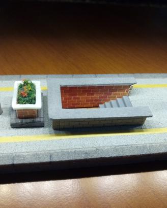 Banchina di stazione 1:87 con pensilina e luci