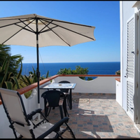 Monolocale vista mare