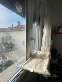 Cuccia finestra gatto