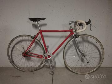 Bici corsa Pinarello Veneto