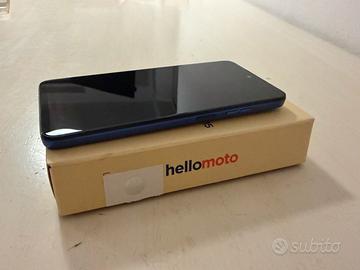 Motorola g15 XT2521-3 8+128 gb