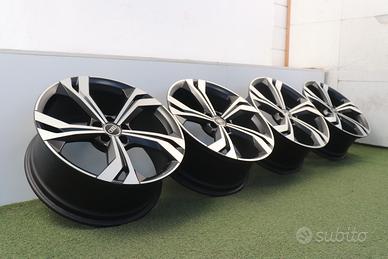 Cerchi in lega Audi Q3 RSQ3 Sportback 20
