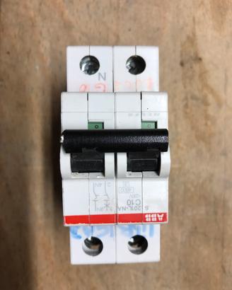 Interruttore ABB 2 moduli
