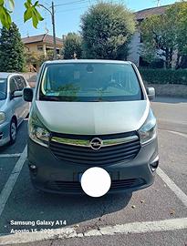 Opel 2016 vivaro biturbo 1.6 6 posti