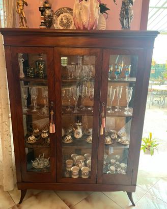 Credenza