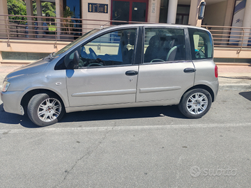 Auto pronta ad essere visualizzata