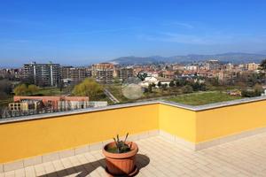 4 LOCALI A FROSINONE