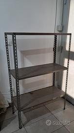 Scaffale in ferro