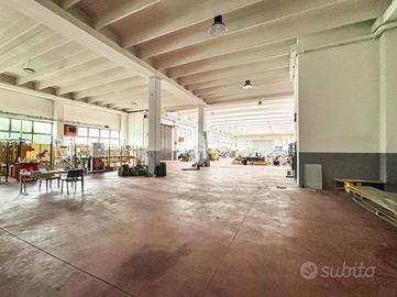 CAPANNONE A VALMADRERA